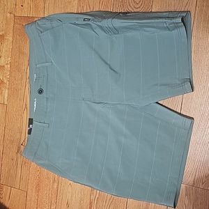 O'NEIL CROSSOVER SHORTS SIZE 36 MENS  GREEN BRAND NEW